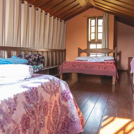 Em tiradentes, Minas Gerais, CASA TÍPICA E ESPAÇOSA EM TERRENO ARBORIZADO Exterior foto