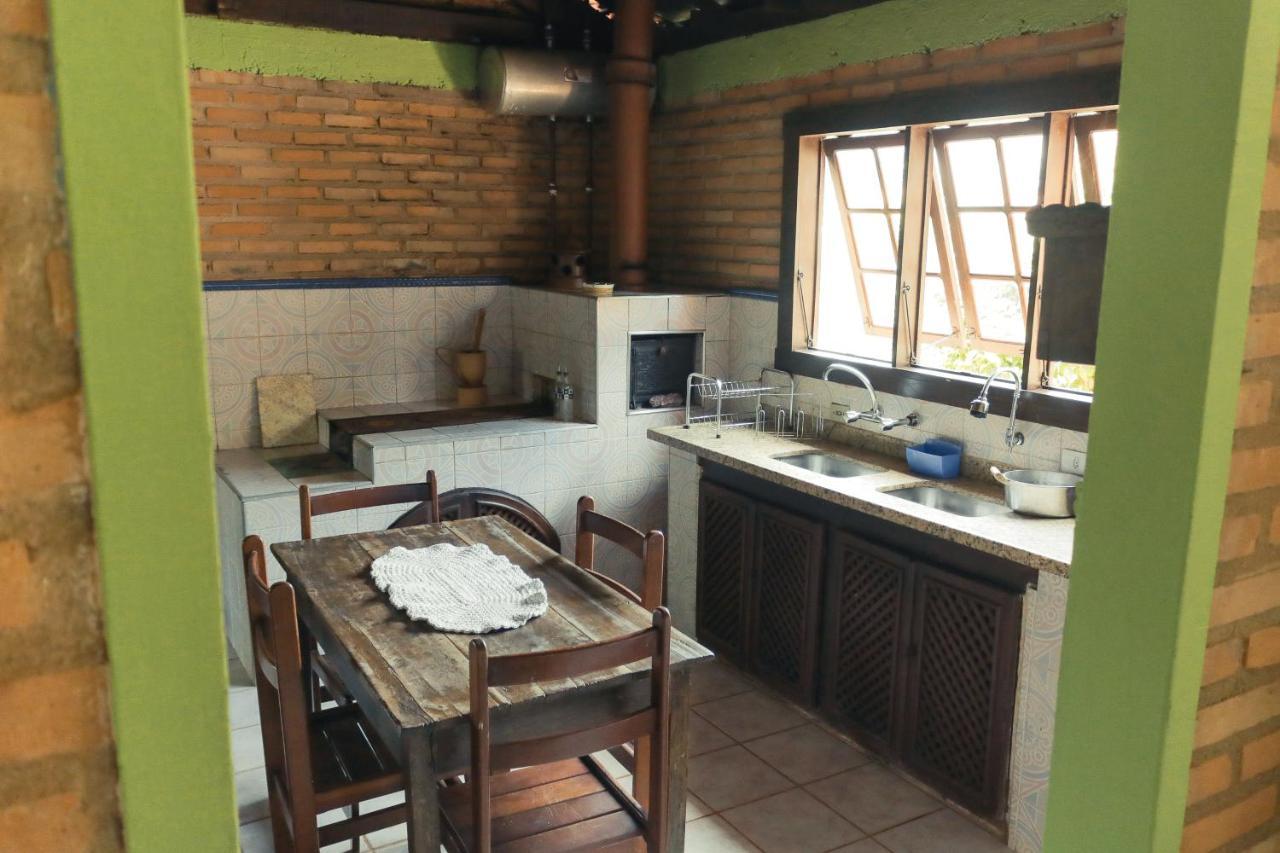 Em tiradentes, Minas Gerais, CASA TÍPICA E ESPAÇOSA EM TERRENO ARBORIZADO Exterior foto