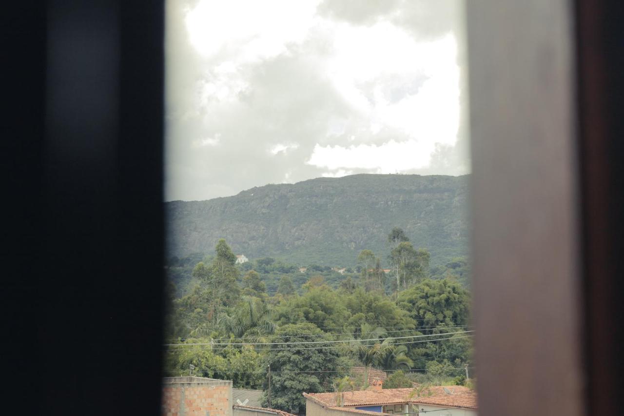 Em tiradentes, Minas Gerais, CASA TÍPICA E ESPAÇOSA EM TERRENO ARBORIZADO Exterior foto