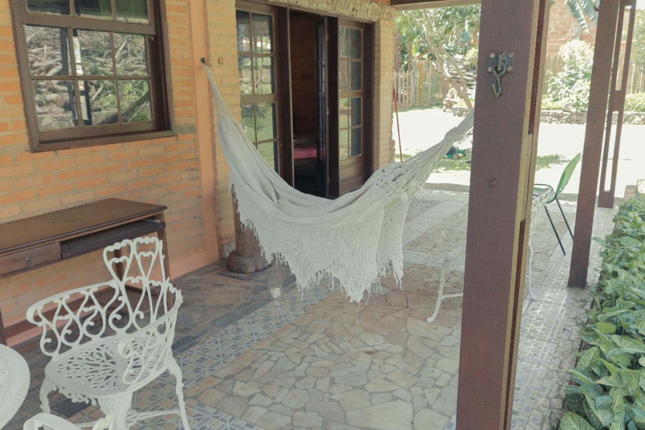 Em tiradentes, Minas Gerais, CASA TÍPICA E ESPAÇOSA EM TERRENO ARBORIZADO Exterior foto