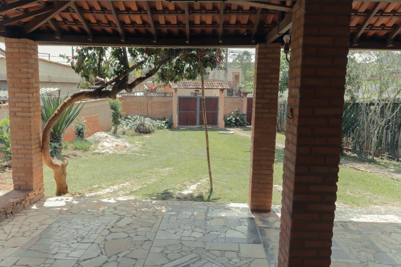 Em tiradentes, Minas Gerais, CASA TÍPICA E ESPAÇOSA EM TERRENO ARBORIZADO Exterior foto