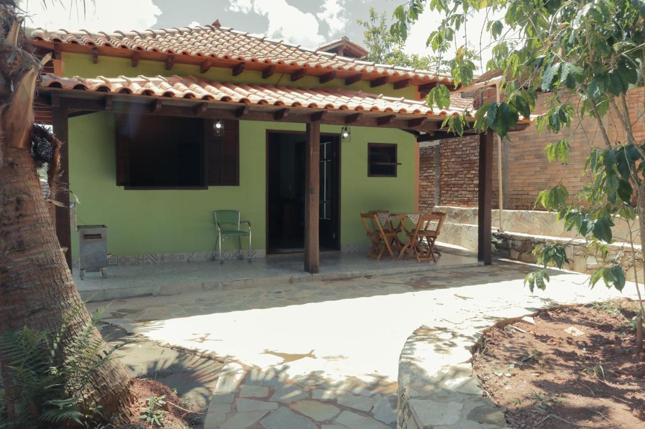 Em tiradentes, Minas Gerais, CASA TÍPICA E ESPAÇOSA EM TERRENO ARBORIZADO Exterior foto